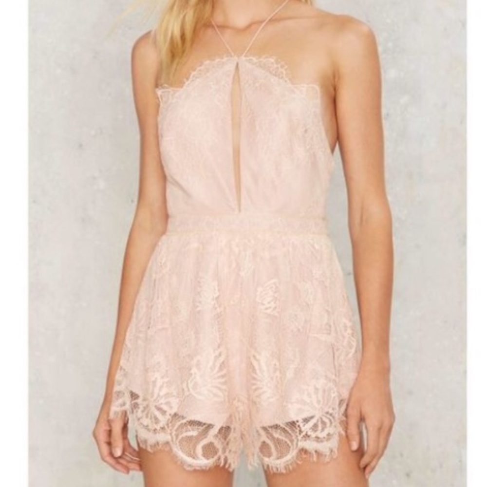 NWT STYLESTALKER blush Sofala romper revolve